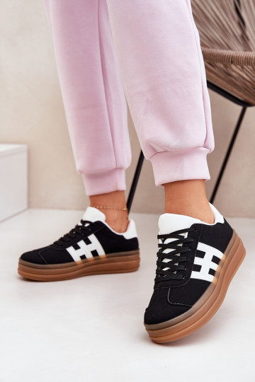zapatillas modelo Moteriškas con plataforma color negro Syliyana