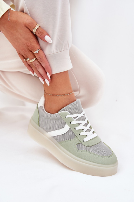 Bajo Zapatillas modelo zapatos. Femenino con una plataforma color verde Telmira