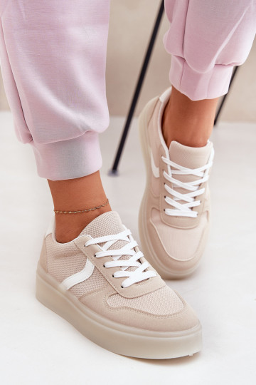 Bajo Zapatillas modelo zapatos. Femenino con una plataforma beige Telmira