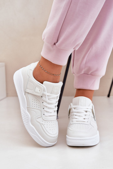zapatos deportivos zapatillas modelo Moteriškas de cuero ecológico color blanco Telisiria 2