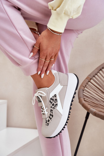zapatos deportivos zapatillas modelo Moteriškas con plataforma con estampado de leopardo color blanco-arena Pumbes 2