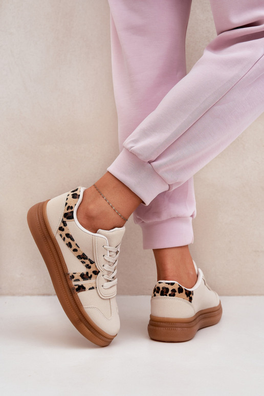Femenino Zapatillas modelo zapatos. con una plataforma con estampados de piel de leopardo beige Totter