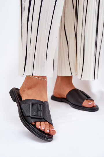 Zapatillas de cuero Femenino con hebillas D&A SJ2302-01 de color negro