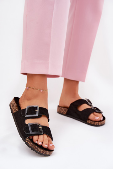 Zapatillas de mujer con hebillas sobre suela de corcho color negro con corazones 2