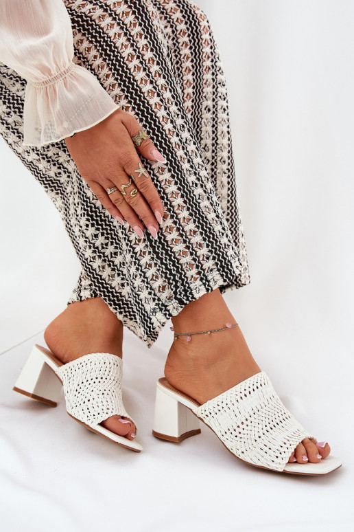 zapatillas de mujer Con Trenza con tacones el color blanco Ciariloria