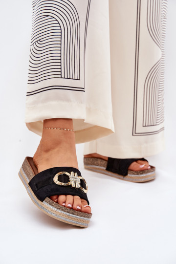 Pantuflas de mujer con plataforma y brillo con adorno dorado color negro Rilirea