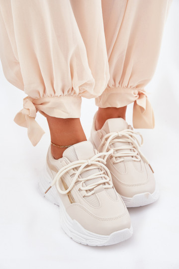 Zapatillas modelo zapatos. zapatillas Femenino Sobre una suela gruesa beige Lerila