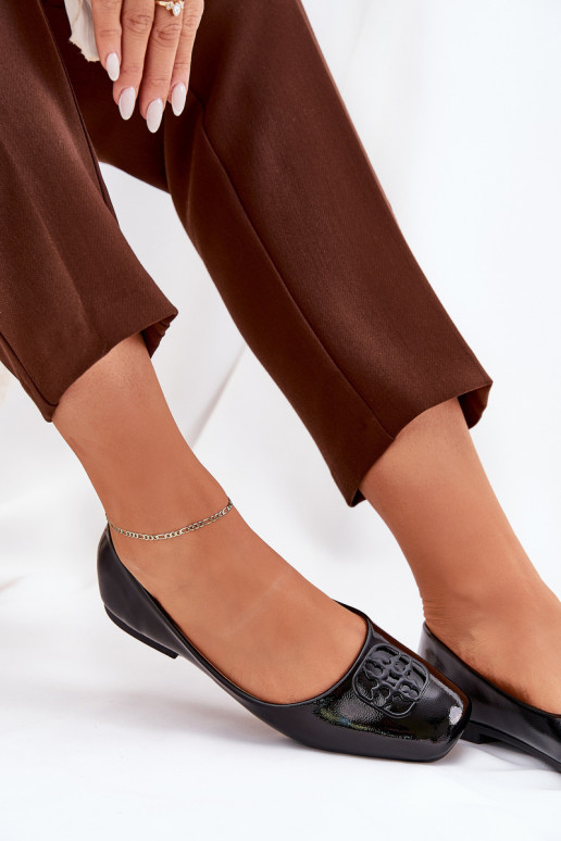 con efecto barniz Estilo elegante bailarinas Femenino Con decoraciones Detalem Vinceza 17377 de color negro