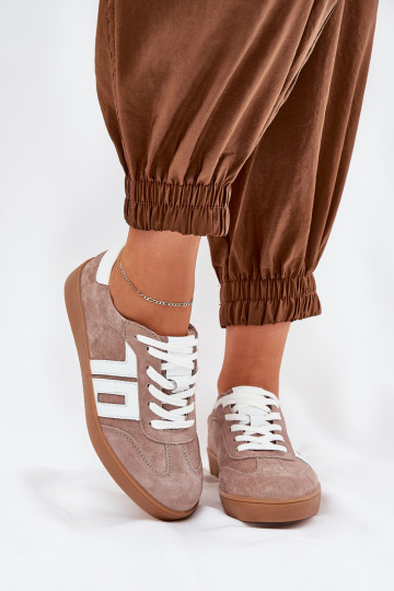 Zapatillas modelo zapatos. zapatillas de gamuza Vinceza 79517 beige