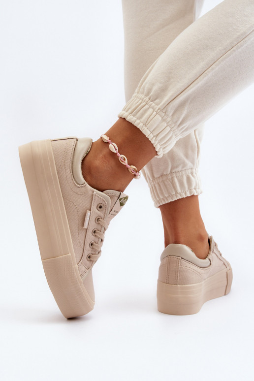 Zapatos de ocio con una plataforma Lee Cooper LCEN-24-31-2181 beige
