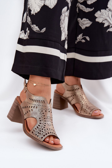con elementos calados Sandalias de tacón alto para mujer. color dorado Tosine 2