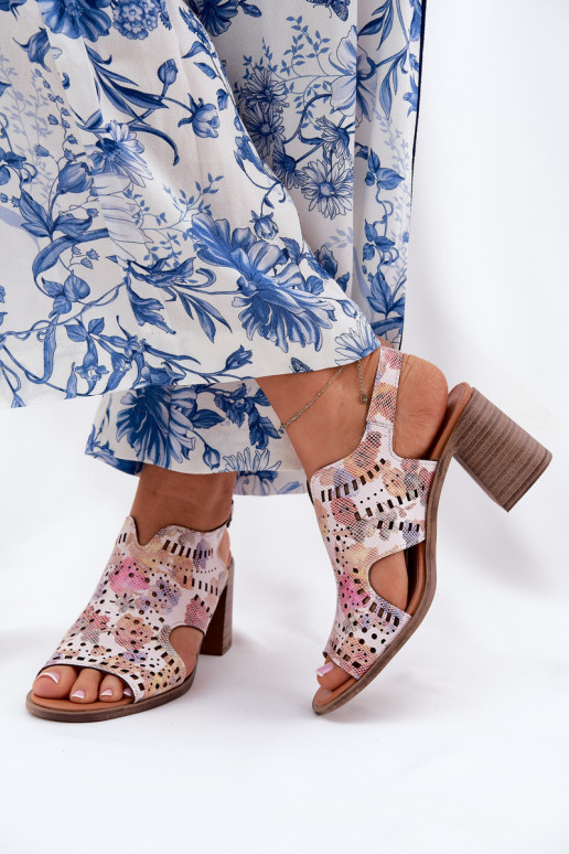 con elementos calados Sandalias de tacón alto para mujer. Colores diferentes Tosine