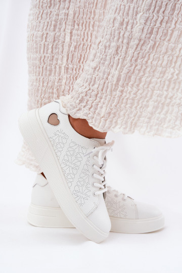 Piel Zapatillas modelo zapatos. Femenino con una plataforma Vinceza 88018 el color blanco