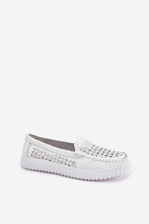 Piel mocasines de mujer con elementos calados Vinceza 88028 el color blanco
