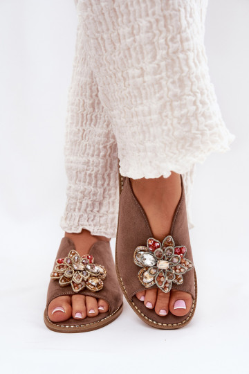 Sandalias de mujer con tacones anchos con adornos S.Barski KV27-001 beige 2