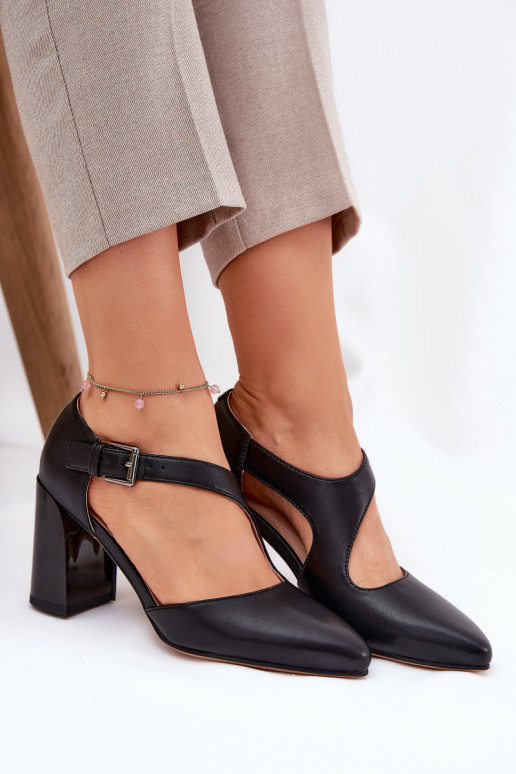 Piel Zapatos con tacones con hebillas Vinceza 91133 de color negro