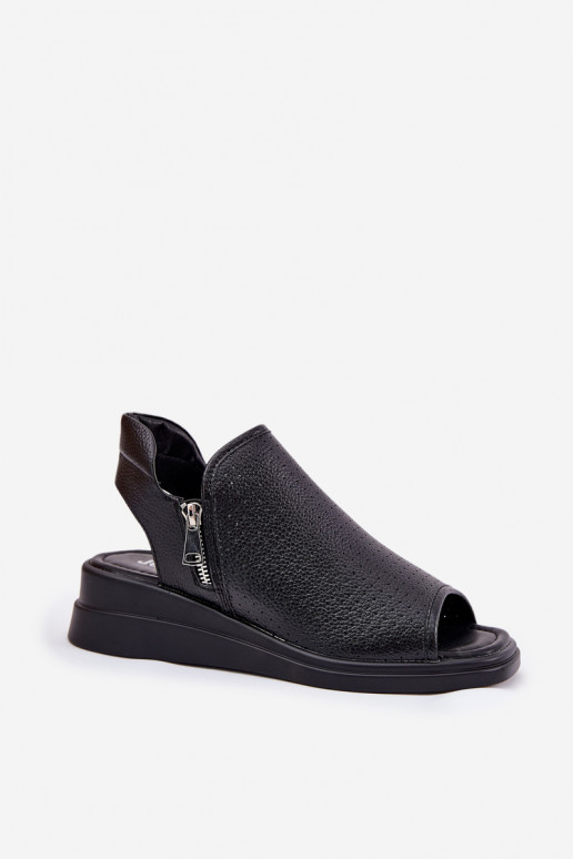 Sandalias de mujer en una cuña de color negro Mevinette