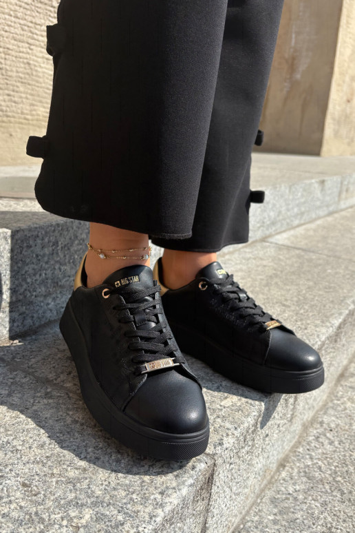 Zapatillas modelo zapatos. Femenino de cuero ecológico Big Star RR274257 de color negro