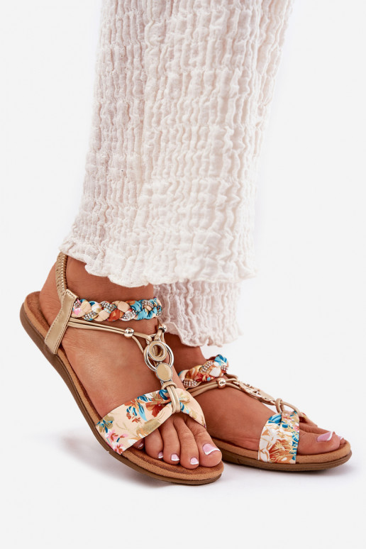 Sandalias planas para mujer. Z Plecionymi Tirasem y decoracion Artiker 56C1316 color dorado