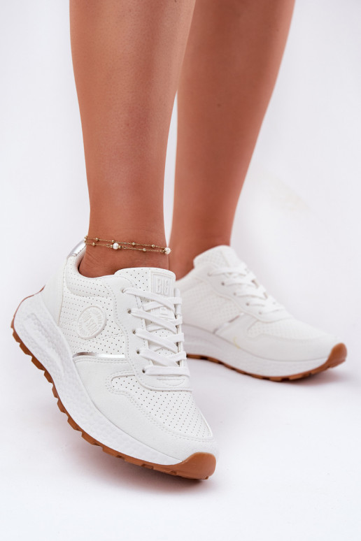 Zapatillas modelo zapatos. Femenino con una plataforma Big Star RR274487 Hi-Poly System el color blanco