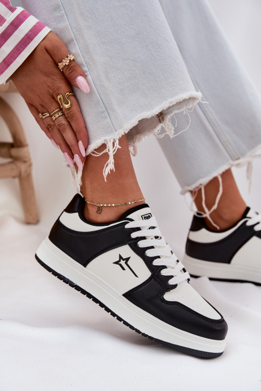 Zapatillas modelo zapatos. Femenino Big Star RR274A240 HI-POLY SYSTEM Blanco-de color negro