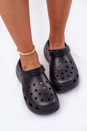 Zapatillas ligeras zapatillas de mujer con suelas masivas de moda Big Star RR274A118 de color negro