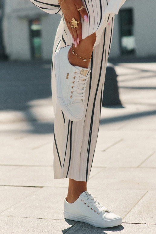 Zapatos casuales blancos de cuero sintético para mujer Big Star RR274748 Zapatos casuales blancos de cuero sintético para mujer Big Star RR274748