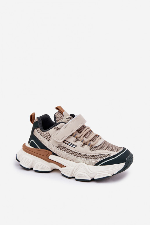 Zapatillas modelo zapatos. zapatos zapatillas de deporte para niños con sujetadores adhesivos beige Ronivelle