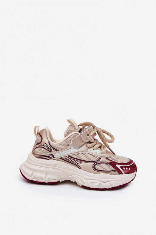 Zapatillas modelo zapatos. Infantil Sobre una suela gruesa color dorado Xairana