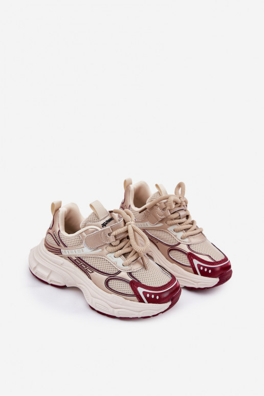 Zapatillas modelo zapatos. Infantil Sobre una suela gruesa color dorado Xairana