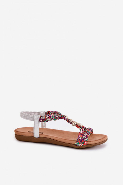 Sandalias planas para mujer. Z Plecionymi Paskami I Przypinkami Artiker 54C1322 Colores diferentes