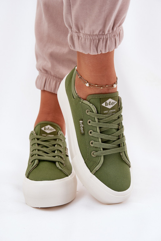 Zapatos de ocio con una plataforma Lee Cooper LCEN-25-31-3449L color verde Zapatos de ocio con una plataforma Lee Cooper LCEN-25-31-3449L color verde