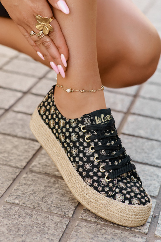 Zapatillas casuales estampadas con plataforma Lee Cooper LCIN-25-08-3647L color negro