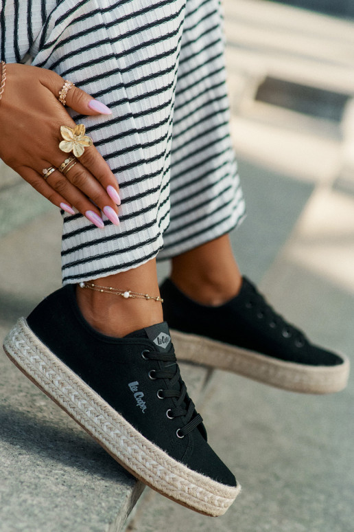 Zapatillas casuales con cordones Lee Cooper LCIN-25-44-3216 color negro