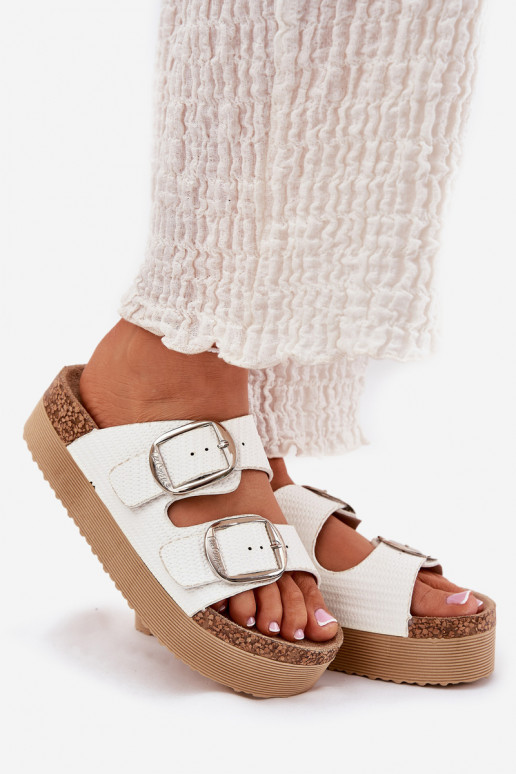 zapatillas de mujer Platformie con hebillas Lee Cooper LCEN-25-35-3496L el color blanco zapatillas de mujer Platformie con hebillas Lee Cooper LCEN-25-35-3496L el color blanco