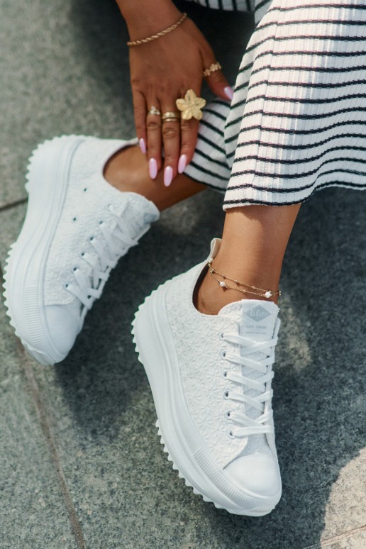 Zapatos de ocio Z Haftem con una plataforma Lee Cooper LCEN-25-31-3465L el color blanco Zapatos de ocio Z Haftem con una plataforma Lee Cooper LCEN-25-31-3465L el color blanco