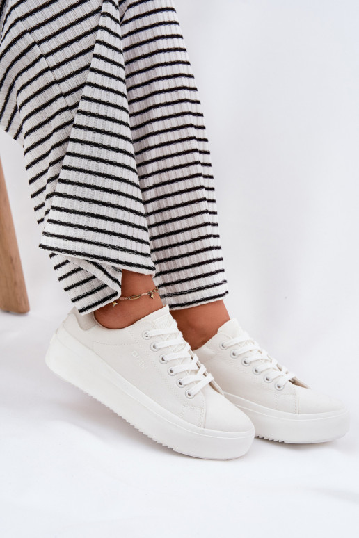 Zapatos de ocio con una plataforma Big Star RR274463 el color blanco  Zapatos de ocio con una plataforma Big Star RR274463 el color blanco