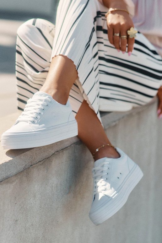 Eko Piel Zapatos de ocio con una plataforma Big Star RR274298 el color blanco Eko Piel Zapatos de ocio con una plataforma Big Star RR274298 el color blanco