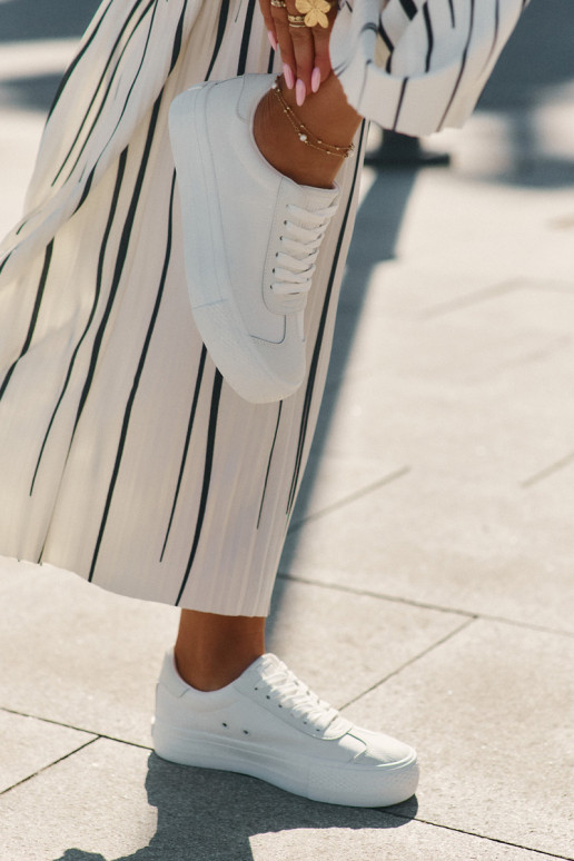 Zapatos de ocio con una plataforma Big Star RR274337 el color blanco