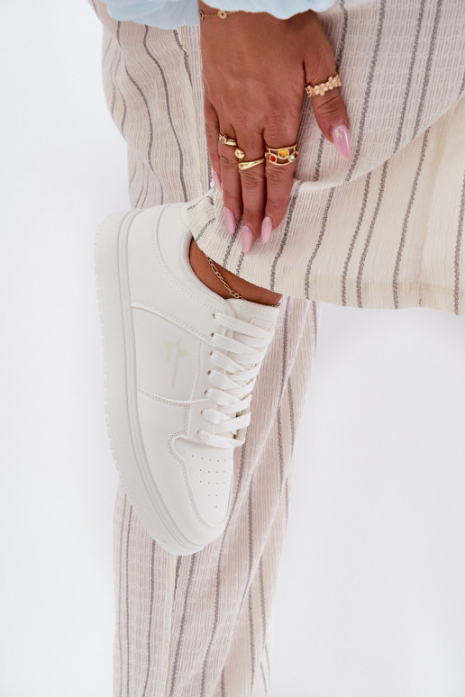 Zapatillas modelo zapatos. Femenino Big Star RR274A241 HI-POLY SYSTEM el color blanco