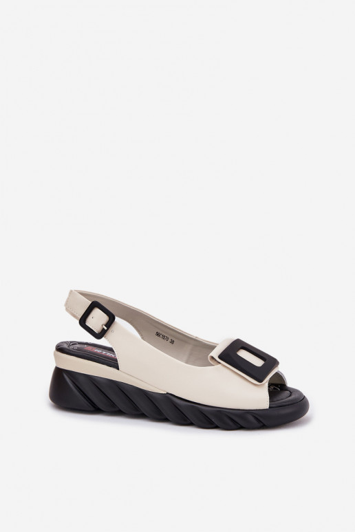 Sandalias de mujer Femenino en una cuña con decoracion Artiker 56C1570 beige