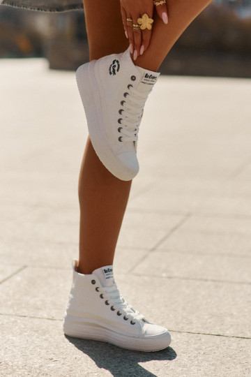 Zapatos de ocio con una plataforma Lee Cooper LCEN-25-44-3209L Biale