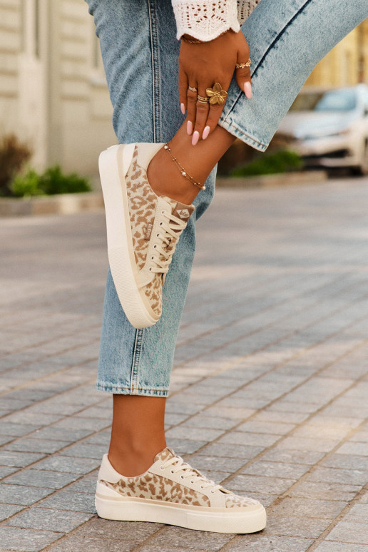 Bajo Zapatos de ocio con estampados de piel de leopardo Lee Cooper LCEN-25-02-3330L beige Bajo Zapatos de ocio con estampados de piel de leopardo Lee Cooper LCEN-25-02-3330L beige