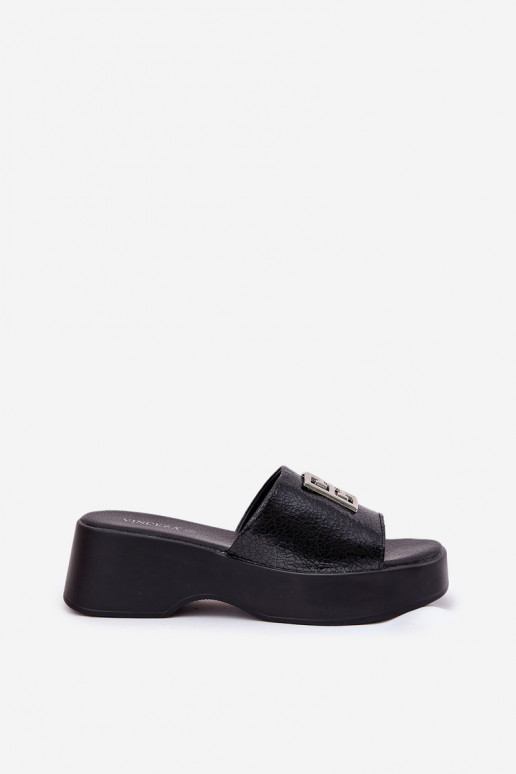 Zapatillas de cuero Femenino con adornos Vinceza 79526 de color negro Zapatillas de cuero Femenino con adornos Vinceza 79526 de color negro