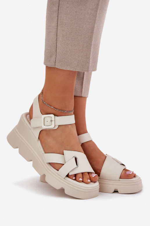 Sandalias de mujer Femenino en una cuña Artiker 54C1624 beige