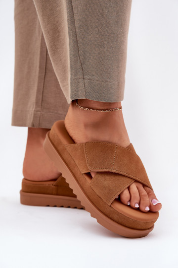 zapatillas de mujer con una plataforma Z Przeplatającymi Się Paskami color marrón Rinasara