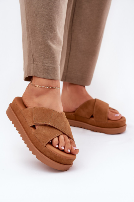 zapatillas de mujer con una plataforma Z Przeplatającymi Się Paskami color marrón Rinasara zapatillas de mujer con una plataforma Z Przeplatającymi Się Paskami color marrón Rinasara