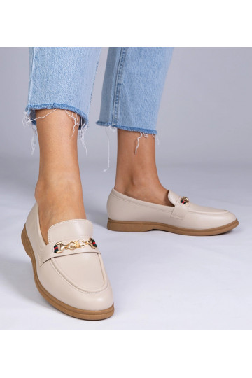 Mocasines de color beige...