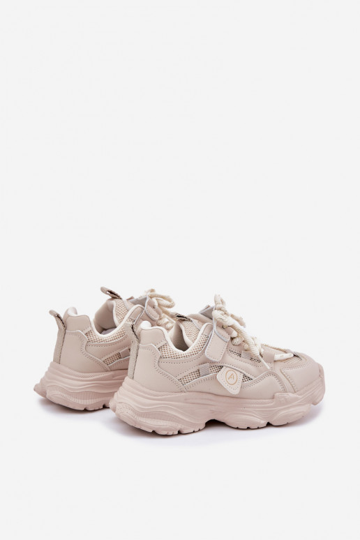 Zapatillas modelo zapatos. Infantil con una plataforma beige Hanomess