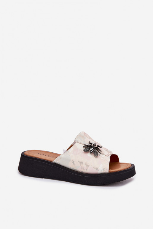 Zapatillas de cuero Femenino Z Broszką Vinceza 66752 beige